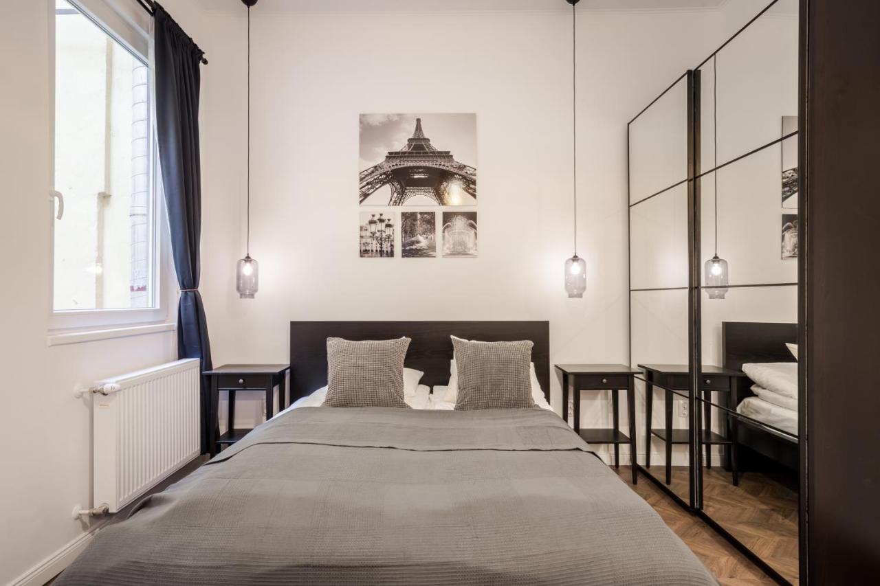 Bpr Sirius Suite With A/C Budapest Kültér fotó